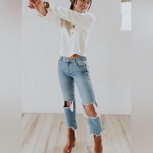 WE THE FREE - FREE PEOPLE - Free People Distressed Maggie Straight Jean- 25 - XS